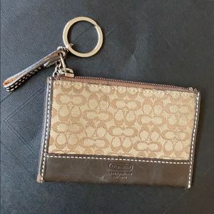 Coach Coin purse key change